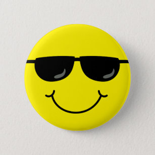Badge Rond 5 Cm Emoji frais font face avec des lunettes de soleil