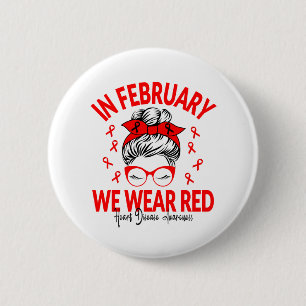 Badge Rond 5 Cm En Février Nous Portons Red Messy Bun - Maladie c
