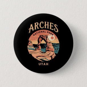 Badge Rond 5 Cm Explorateur d'aventure de camping de randonnée Arc