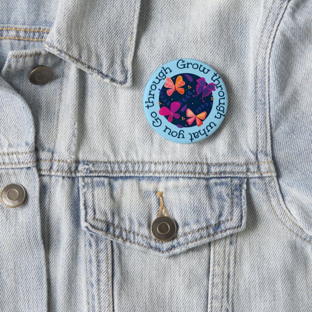 Badge Rond 5 Cm Faites le tour de ce que vous traversez (En situation)