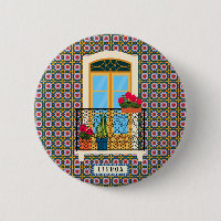 Fenêtre de la maison de Lisbonne avec plantes et c
