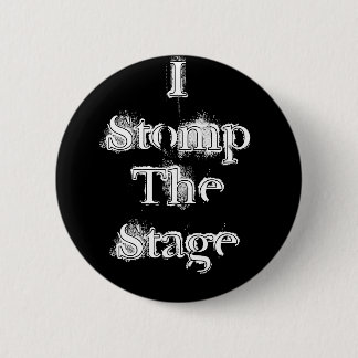 Badge Rond 5 Cm Frappent du pied le bouton d'étape