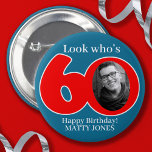 Badge Rond 5 Cm Fun 60e rouge & bleu ajoutez votre propre photo et<br><div class="desc">Un badge amusant 60e anniversaire de pin photo en rouge, et les teintes bleues. Conçu pour vous pour ajouter à la photo de votre destinataire de 60e anniversaire du passé ou une photo amusante actuelle plus votre propre choix de libellé ou de nom. Un cadeau amusant pour un soixantième anniversaire....</div>