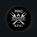 Badge Rond 5 Cm Funny BBBQ Grill Master Barbecue personnalisé King<br><div class="desc">Funny BBBQ Grill Master Barbecue personnalisé Meilleur</div>
