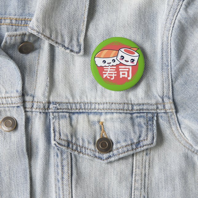 Badge Rond 5 Cm Funny Sushi Cartoon Design (En situation)