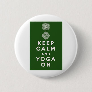 Badge Rond 5 Cm Gardez le calme et le yoga dessus