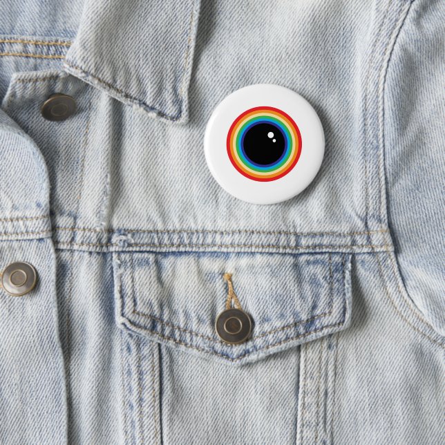 Badge Rond 5 Cm Globe oculaire arc-en-ciel cool (En situation)