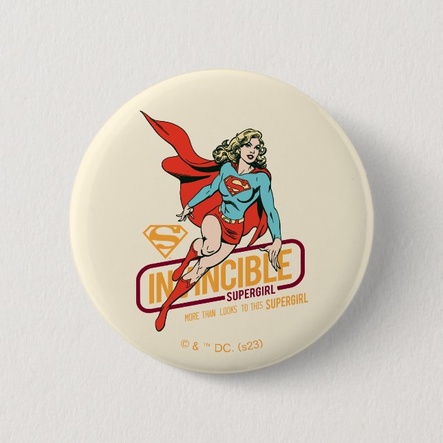 Badge Rond 5 Cm Graphique rétro-invincible Supergirl (Devant)