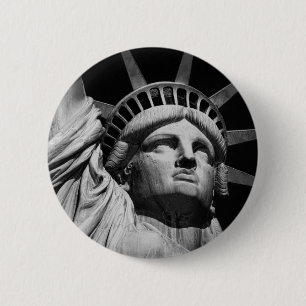 Badge Rond 5 Cm Gros plan Statue blanche noire de la Liberté New Y