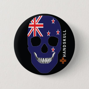 Badge Rond 5 Cm HANDSKULL Nouvelle-Zélande, Happy skull, drapeau n