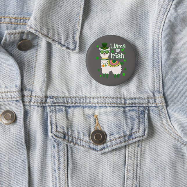 Badge Rond 5 Cm Happy St. Patrick's Day LIama button (En situation)