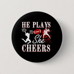 Badge Rond 5 Cm Il Joue Elle Salue Le Football Player Pom-pom girl