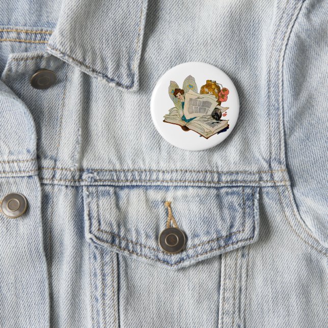 Badge Rond 5 Cm Illustration de fée amoureuse de livres anciens (En situation)