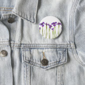 Badge Rond 5 Cm Iris pourpres - modèle customisé par fleur d'iris (En situation)