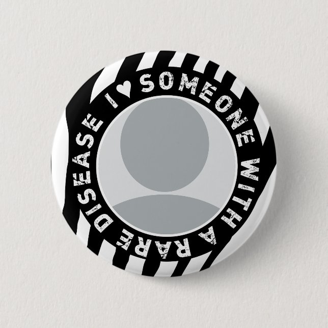 BADGE ROND 5 CM J'AIME QUELQU'UN AVEC UNE MALADIE RARE (Devant)