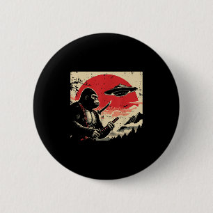 Badge Rond 5 Cm Japonais Bigfoot Samurai Ufo Sasquatch Vintage