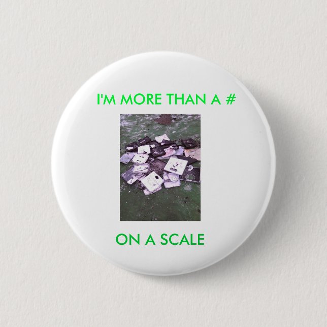 Badge Rond 5 Cm Je suis PLUS QU'A # SUR UNE ÉCHELLE (Devant)