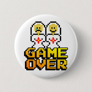 Badge Rond 5 Cm Jeu au-dessus de mariage (lesbienne, à 8 bits)