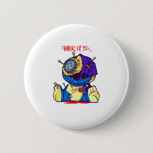 Badge Rond 5 Cm Jouet Voodoo Effrayant - À TES PENSÉES
