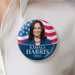 Badge Rond 5 Cm Kamala Harris pour le président - Drapeau<br><div class="desc">Un beau design pour le vice-président des Etats-Unis - Kamala Harris. Un design traditionnel avec un drapeau américain et une photo de Kamala Harris</div>