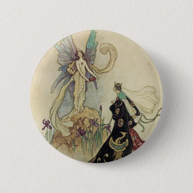 Badge Rond 5 Cm La Fée Là-Bas A Accueilli Sa Majesté (Devant)