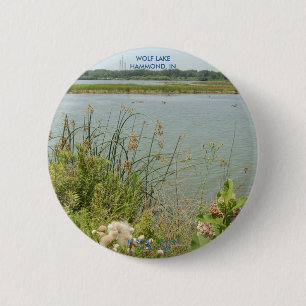 BADGE ROND 5 CM LAC DE LOUP, HAMMOND, DEDANS