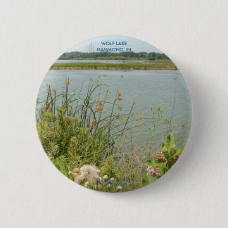 BADGE ROND 5 CM LAC DE LOUP, HAMMOND, DEDANS