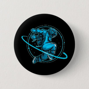 Badge Rond 5 Cm L'astronaute Saute En Dansant Autour De Saturne  
