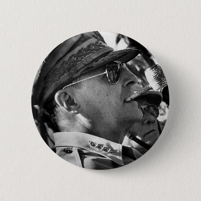 Badge Rond 5 Cm Le Général Douglas MacArthur avec le tuyau de (Devant)