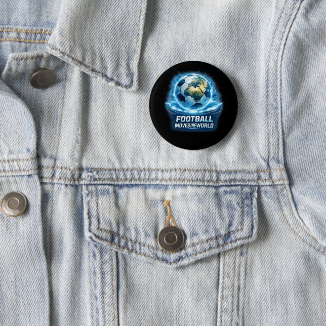 Badge Rond 5 Cm Le moteur du monde (En situation)