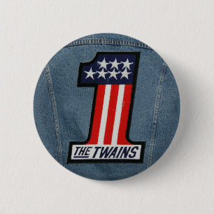Badge Rond 5 Cm Le TWAINS 1 vers le haut du bouton !