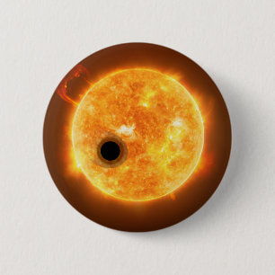 Badge Rond 5 Cm L'Exoplanet Wasp-107b Est Un Géant De Gaz