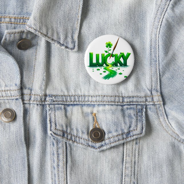Badge Rond 5 Cm Lucky Clover Design pour la St. Patrick's Day (En situation)
