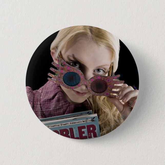 Badge Rond 5 Cm Luna Lovegood Peeks Over Glasses (Devant)
