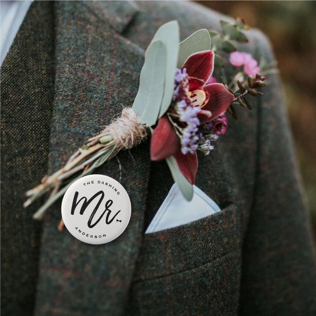 Badge Rond 5 Cm M. Brush Script Bow Cravate Mariage Bachelor Party ('Mr.' Bow Tie Black Brush Script Calligraphy Wedding Rehearsal Pin Button @ fatfatin_blue_knot)