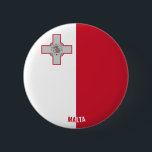 Badge Rond 5 Cm Malte Drapeau charmant patriotique<br><div class="desc">Bouton patriotique de charme avec drapeau de Malte imprimé sur le bouton. Le nom du pays est subtilement intégré dans la conception du fond. Le texte est entièrement personnalisable à l'aide de la fonction "Customiser !". Ce beau Bouton de Malte est le cadeau élégant pour toute occasion. © 2022 PaysDuMonde...</div>