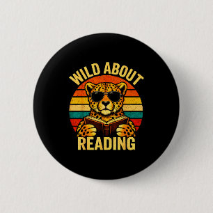Badge Rond 5 Cm Mème d'animal drôle sauvage sur la lecture guépard