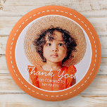 Badge Rond 5 Cm Merci Pour Venir Préppy Moderne Photo Personnalisé<br><div class="desc">Ce design simple et moderne est composé de typographie serif et d'ajouter une photo personnalisée."Merci pour venir à ma fête" sur votre photo personnalisée. Parfait pour les fêtes d'anniversaire,  les cadeaux,  les sacs cadeaux,  les anniversaires ou toute autre fête!</div>