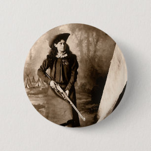 Badge Rond 5 Cm Miss Annie Oakley avec pistolet, Portrait photo Vi