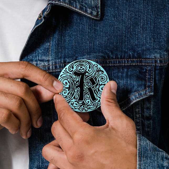 Badge Rond 5 Cm Monarchie "K" (Pinback button badge Monarchia letter K fancy font button)