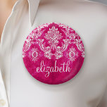 Badge Rond 5 Cm Motif de Damas de Grunge rose chaud Texte personna<br><div class="desc">Un motif vintage avec tableau de bord et dentelle. Regardez de près les fleurs et les feuilles.Un design tendance avec les couleurs de bijoux et l'élégance. Les éléments sont plus faciles à customiser lorsque vous remplacez tout le texte et les photos en premier. Si votre art doit encore être ajusté,...</div>