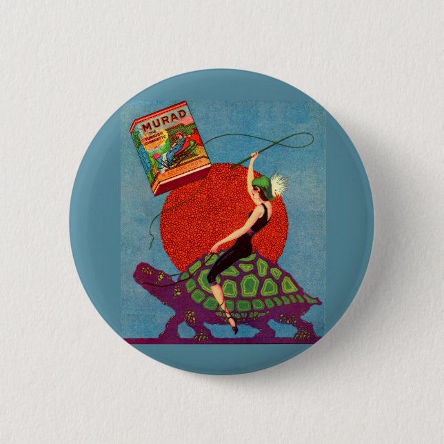 Badge Rond 5 Cm Murad cigarettes dame équitation tortue géante (Devant)