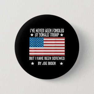 Badge Rond 5 Cm N'A Jamais Été Fondé Par Donald Trump, Mais Trump
