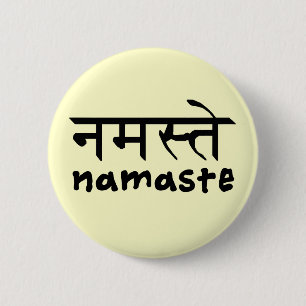 Badge Rond 5 Cm Namaste en anglais et le Hindi