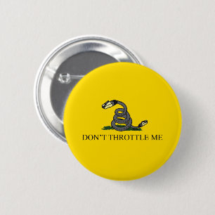 Badge Rond 5 Cm Ne me marche pas dessus drapeau de Gadsden parodie