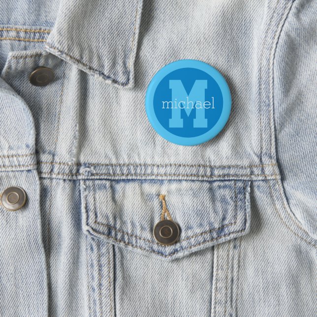 Badge Rond 5 Cm Nom et monogramme personnalisés (En situation)
