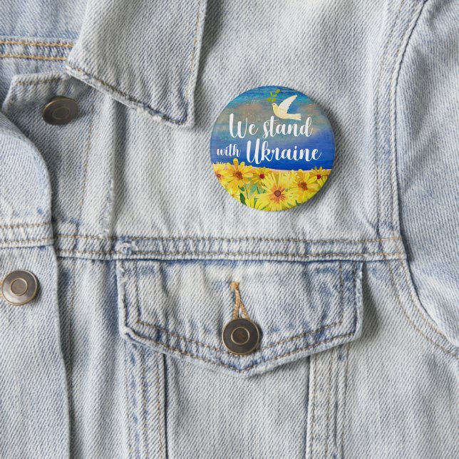 Badge Rond 5 Cm NOUS SOMMES AVEC LE Bouton UKRAINE (En situation)