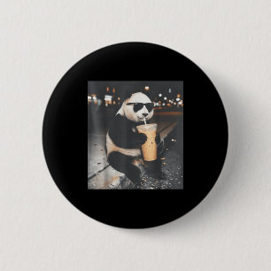 Badge Rond 5 Cm Panda buvant un café glacé mème animal drôle homme