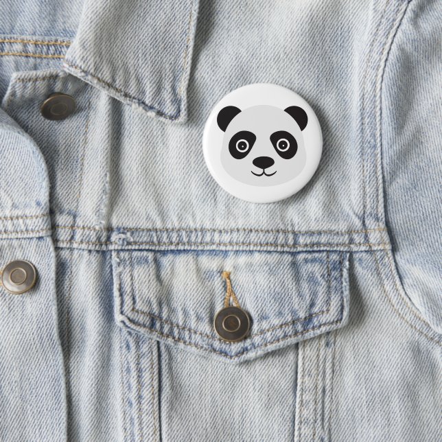 Badge Rond 5 Cm Panda Face Ours noir et blanc (En situation)