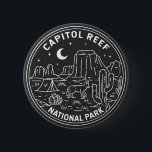 Badge Rond 5 Cm Parc national du récif du Capitol Monoline<br><div class="desc">Design en monoline du Capitol Reef. Le parc entoure une longue ridée sur la terre connue sous le nom de Waterpocket Fold,  avec des couches de grès doré,  des canyons et des formations rocheuses frappantes.</div>